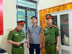 Phát hiện th.i th.ể nữ hiệu trưởng trường mầm non dưới mương nước